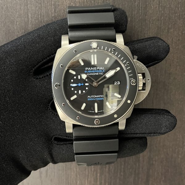 Panerai Submersible PAM01389