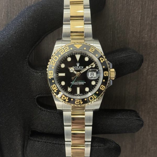 Rolex GMT-Master II 116713LN